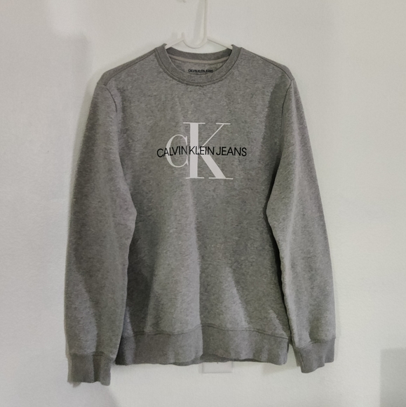 Calvin Klein Sweatshirt - Picture 1 of 3